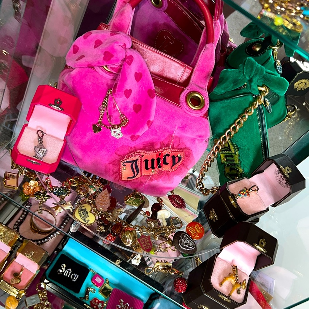 🎀Sharing Some of my JUICY COUTURE Collection🎀🎀🎀 - Picture 3 of 12